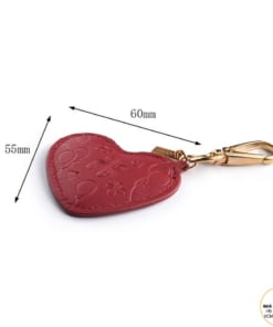 Kích thước của gương trang điểm móc khóa hình trái tim